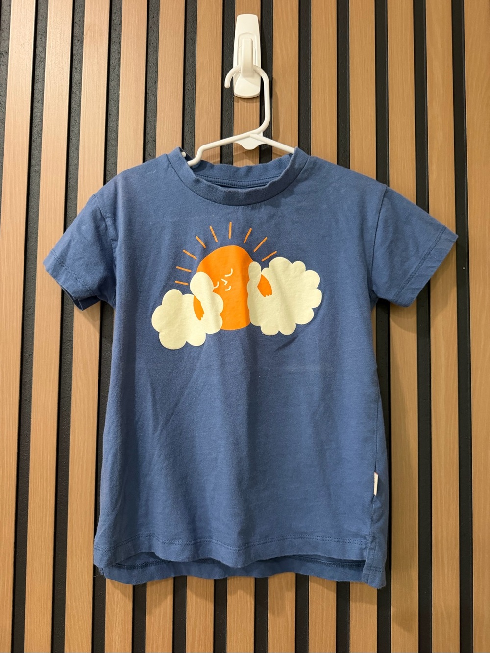 Tiny Cottons -
Kids' Blue Short-Sleeve Tee with Orange Sun & Cream Clouds